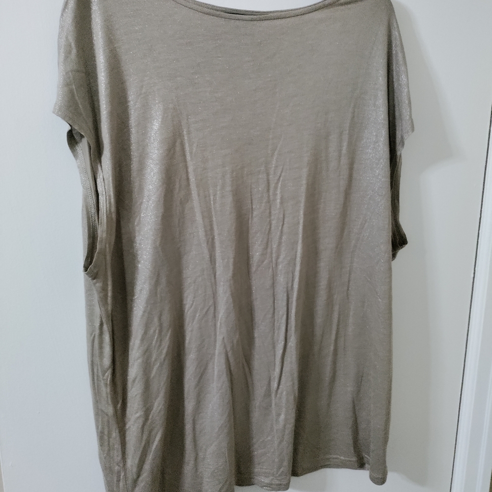 Shirtsleeve soft gold top
